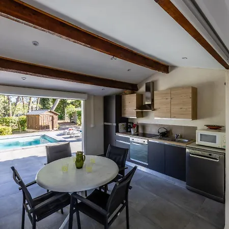 Hébergement de vacances Le Clos Saint Emilie - Tennis & Piscine By Interhome *