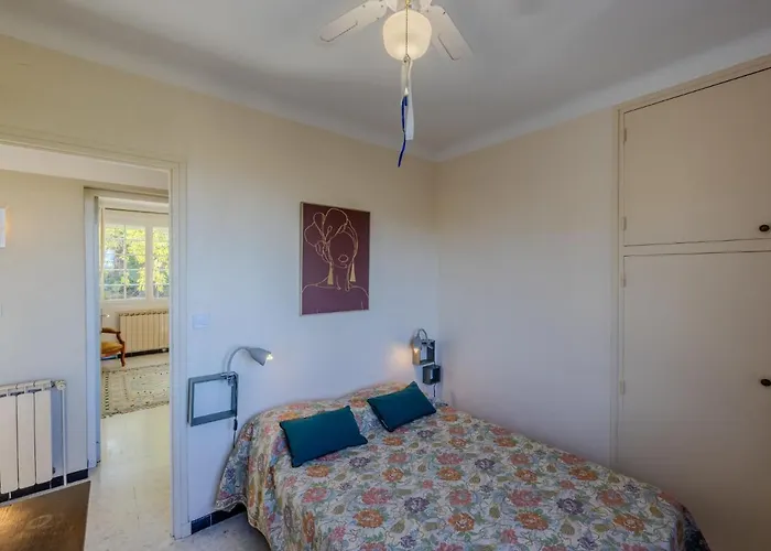別荘 Le Clos Saint Emilie - Tennis & Piscine By Interhome *