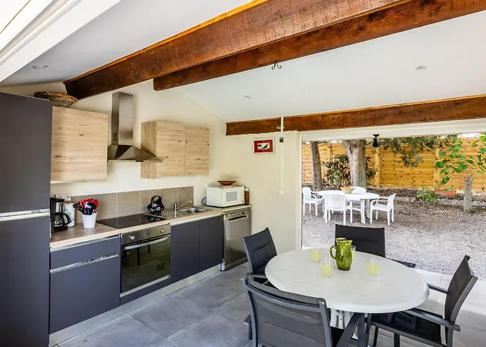 別荘 Le Clos Saint Emilie - Tennis & Piscine By Interhome ベジエ