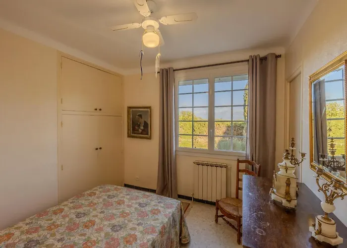 別荘 Le Clos Saint Emilie - Tennis & Piscine By Interhome
