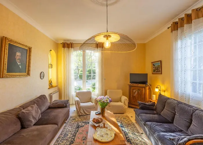 Le Clos Saint Emilie - Tennis & Piscine By Interhome 別荘 ベジエ