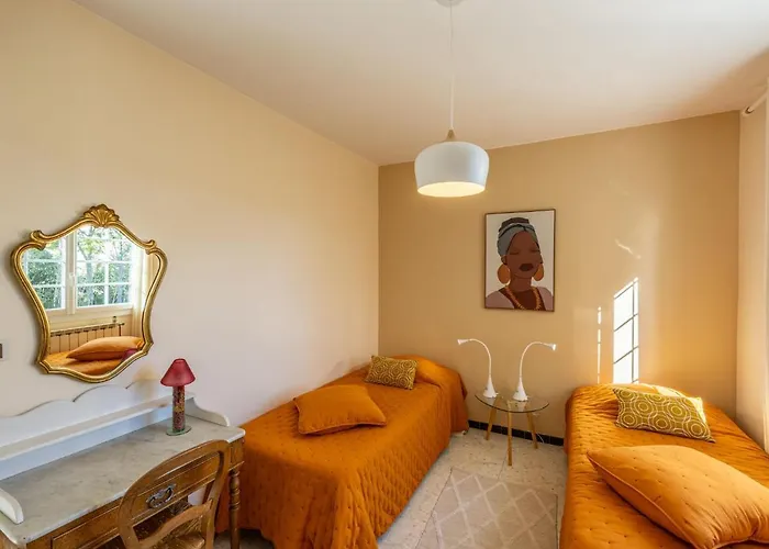 Le Clos Saint Emilie - Tennis & Piscine By Interhome 別荘 ベジエ